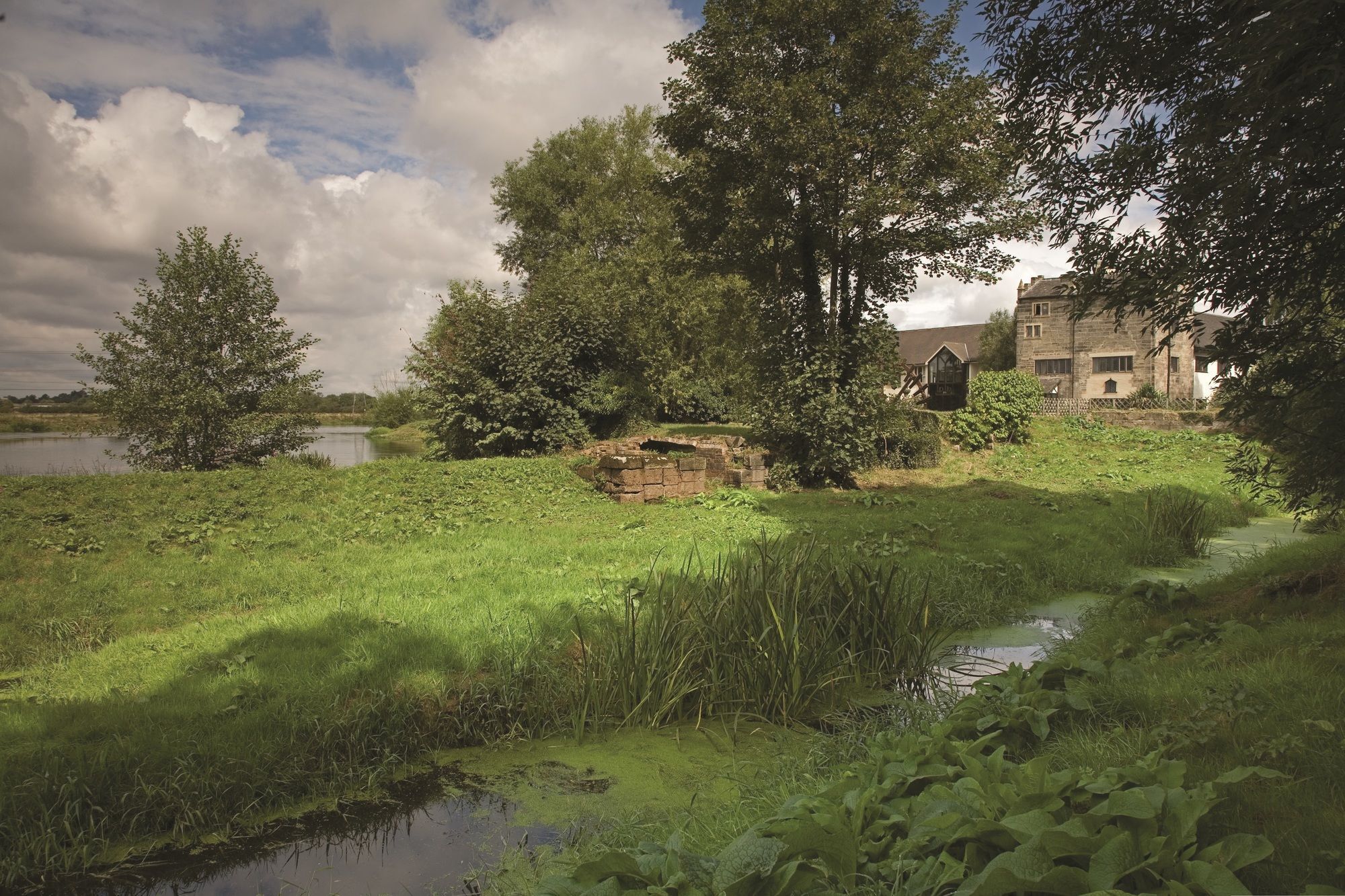 The Priest House 4*